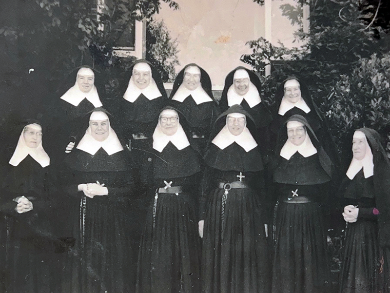 Black and white photograph of Catholic nuns from the Sisters of Mercy, the founding educators of Mercedes College in Adelaide